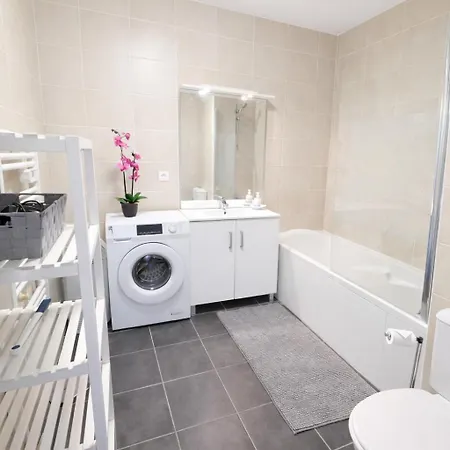 Jardin De Themis, T2, 4p, Parking, Terrasse Antibes