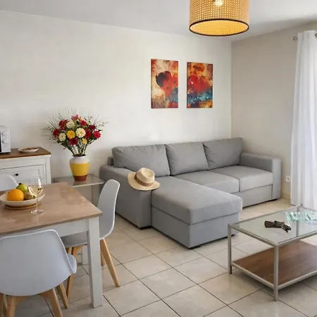 Apartment Jardin De Themis, T2, 4p, Parking, Terrasse