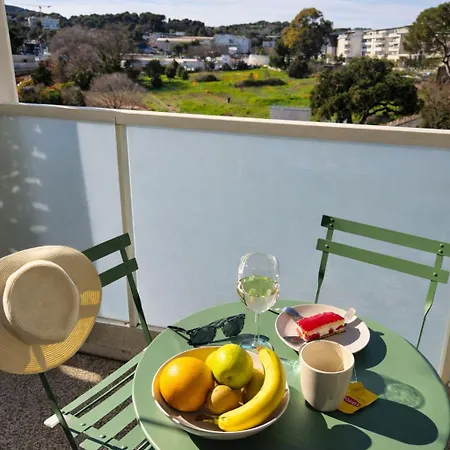 Jardin De Thémis, T2, 4p, Parking, Terrasse *